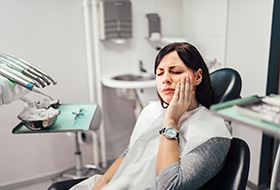 Woman with gum irritation